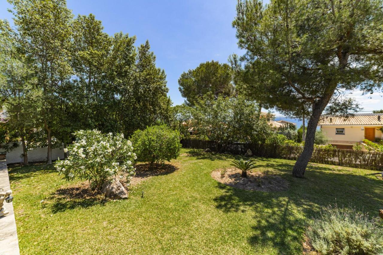 Villa Alcanada Garden 알쿠디아 외부 사진